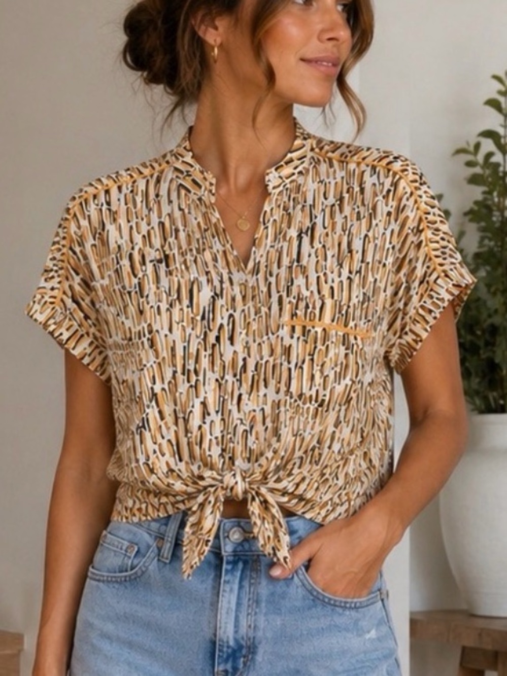 Umgee Printed Tie-Front Short Sleeve Blouse - Beige & White